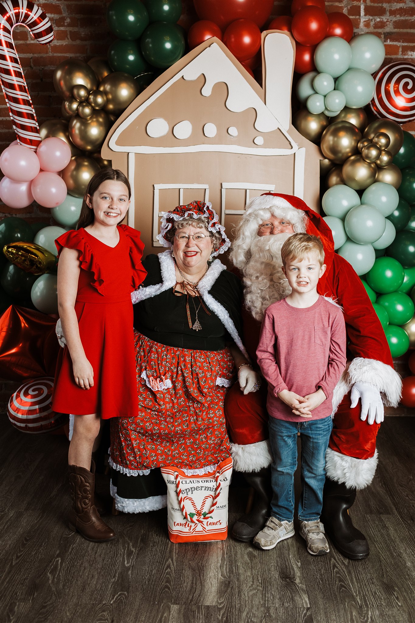 FREE DIGITAL DOWNLOAD - Donuts with Santa - St. Louis Mom