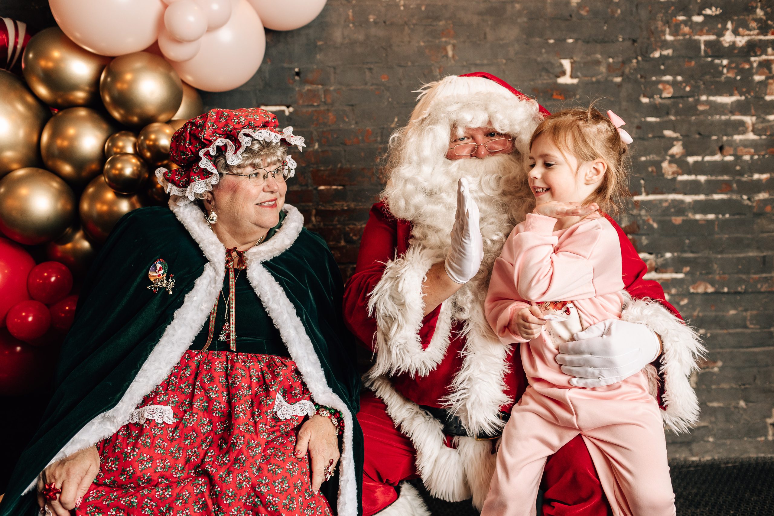 DONUTS WITH SANTA | STL MOM (FREE DOWNLOAD)