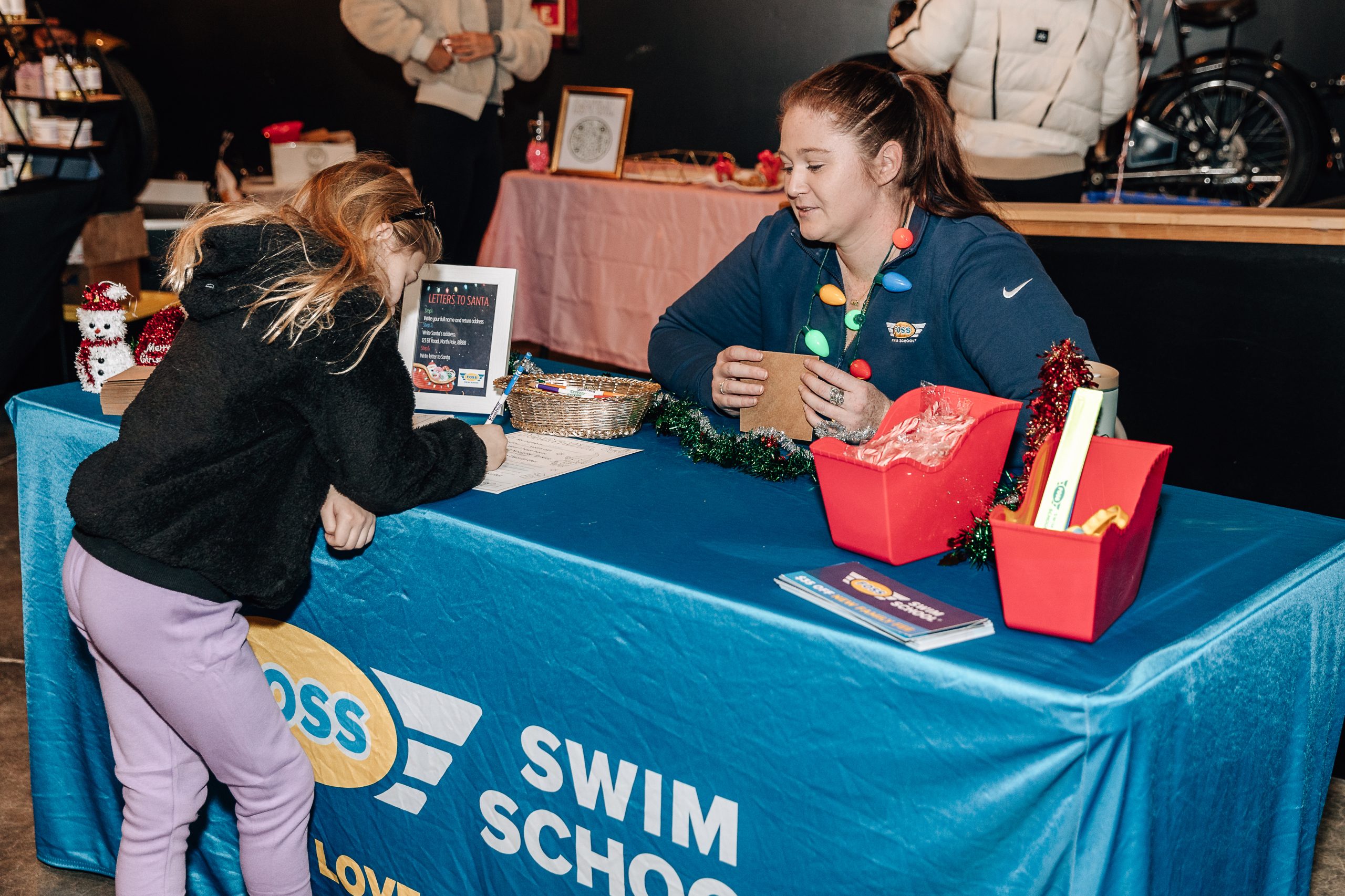 STL MOM | Donuts with Santa (Vender Images)