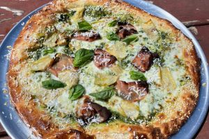 Beer and Pizza selections from Big Mouth STL and Perennial Artisan Ales.