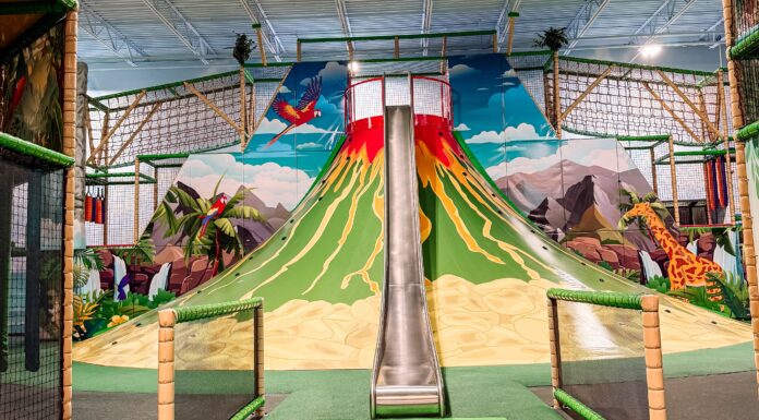 A St. Louis Mom’s Guide to the NEW Lava Island in Rock Hill
