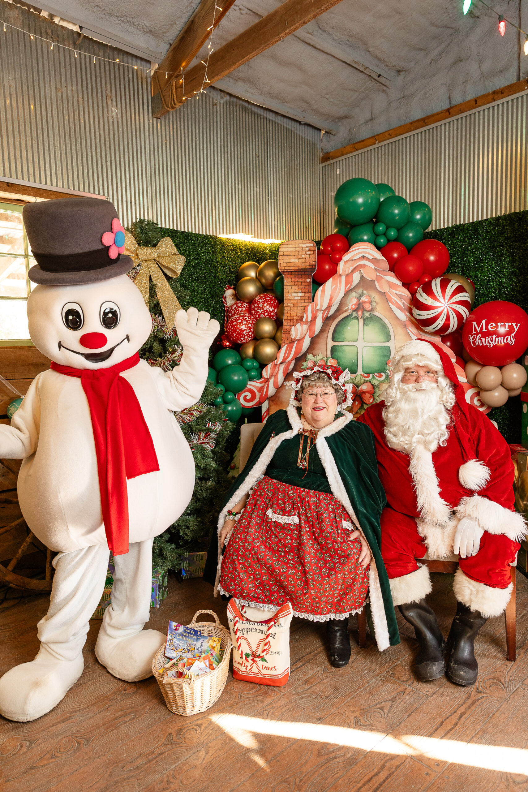 2025 DONUTS WITH SANTA | STL MOM (FREE DOWNLOAD) 2025 DONUTS WITH SANTA | STL MOM (FREE DOWNLOAD)