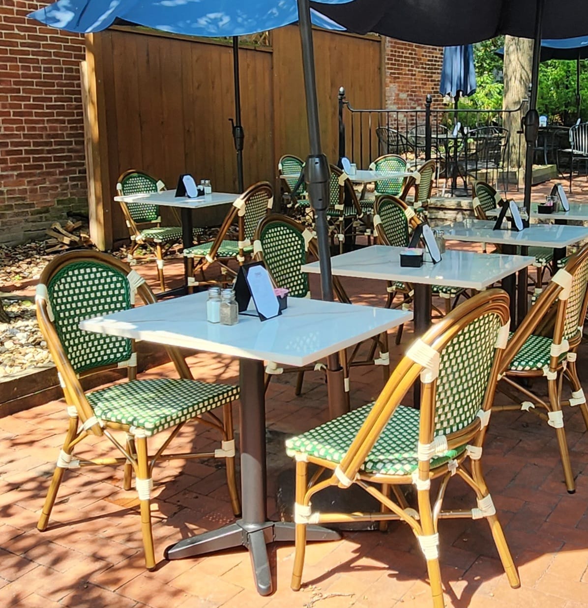 1818 bistrot