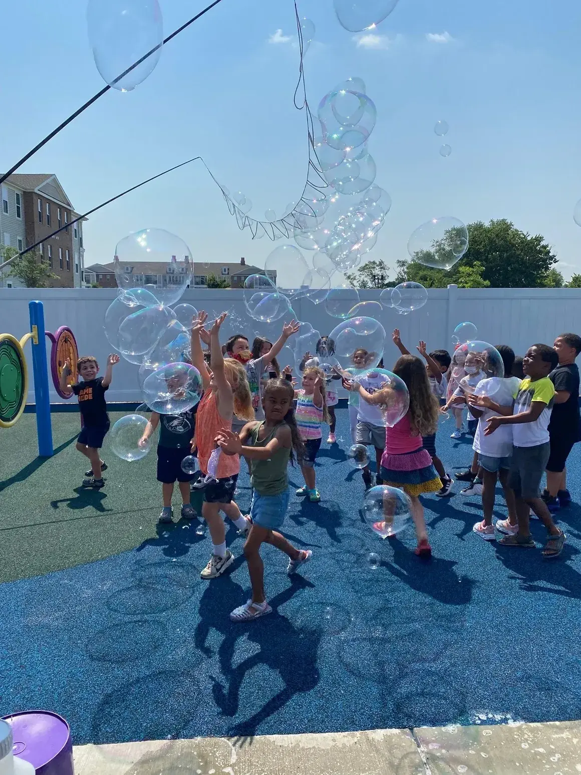 bubbles-lots-of-kids-with-lots-of-bubbles